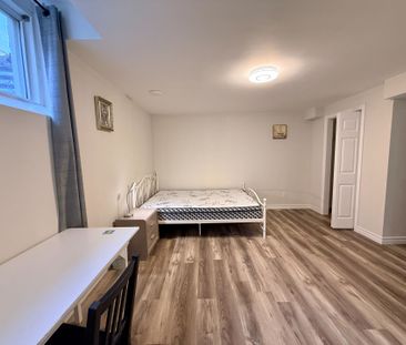 For Lease - 1744 Louise Boulevard Unit# Lower, London North, Ontario - Photo 1