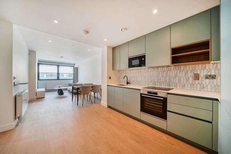 Uncle Wembley, Wembley, HA9 - Photo 2