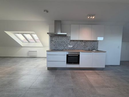 Appartement te huur - Foto 2