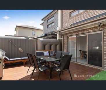 2/2 Cairns Street, Rosebud, Vic 3939 - Photo 2