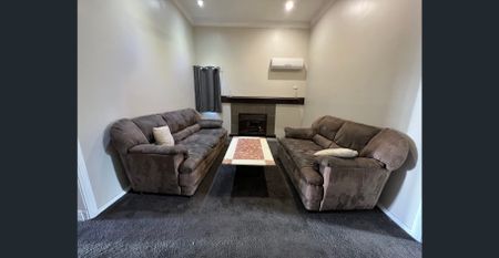 Cottage in Central Location - Photo 2