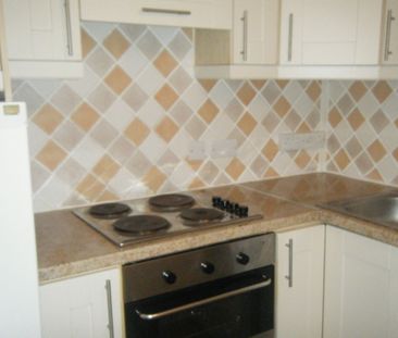 St Leonards Court, Newark, Nottinghamshire, NG24 - Photo 4