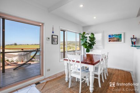 Delightful Waterfront Retreat with Panoramic Ocean Views - Photo 3