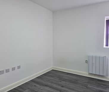 1 Bed Flat, Regent Street, B66 - Photo 5