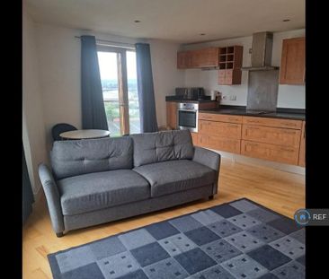 1 bedroom flat to rent - Photo 2