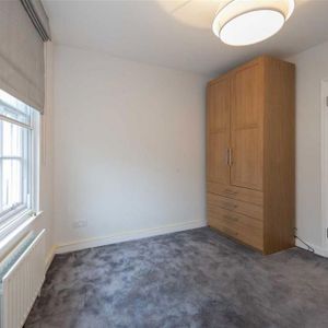 3 bedroom flat to rent - Photo 2