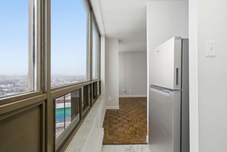 For Lease - 2360 Dundas Street Unit# 1919B, Toronto, Ontario - Photo 5