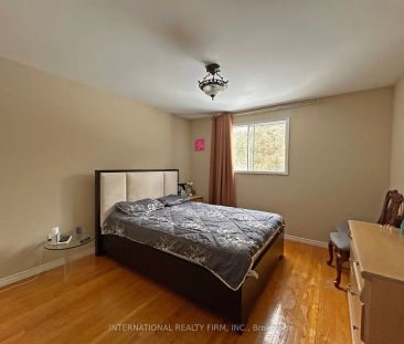 63 Centre Street E #Main - Photo 6