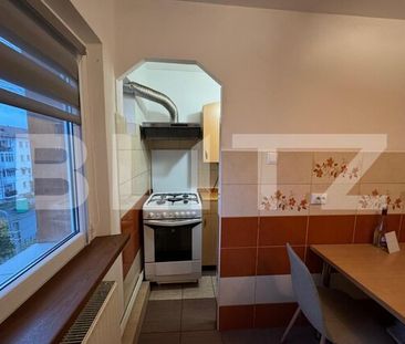 Apartament, 3 camere, 66 mp, zona Craiovita Noua - Fotografie 3