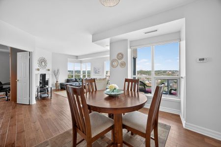 For Lease - 6 Toronto Street Unit# 1008, Barrie, Ontario - Photo 4