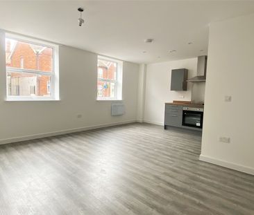 Town Centre, Taunton - Photo 6