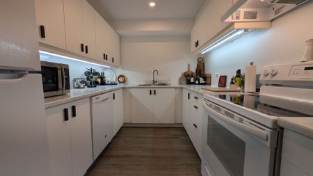 For Lease - 325 Peter Street Unit# Unit B, Orillia, Ontario - Photo 5