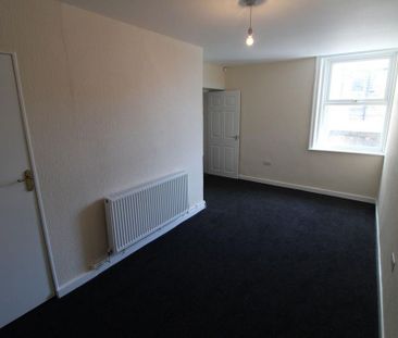 2 bedroom ground floor flat to rent - Photo 6