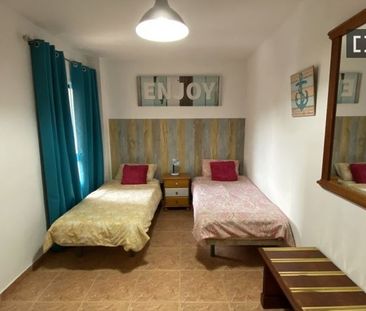 3 room luxury Apartment for rent in Candelaria, Canary Islands - Photo 2