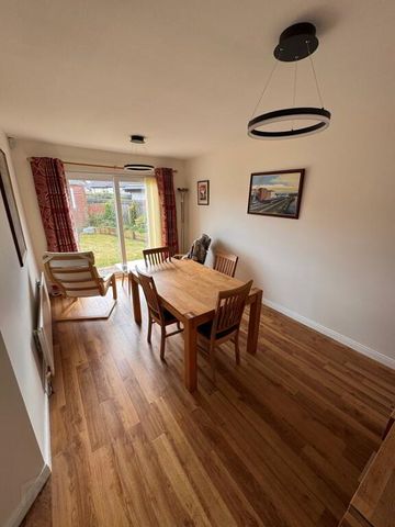 2 Magheramenagh Gardens (STUDENT LET), Portrush, BT56 8SU - Photo 3