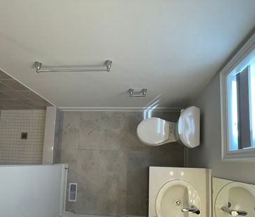 For Lease - 31 Dolomite Drive, Brampton, Ontario - Photo 6