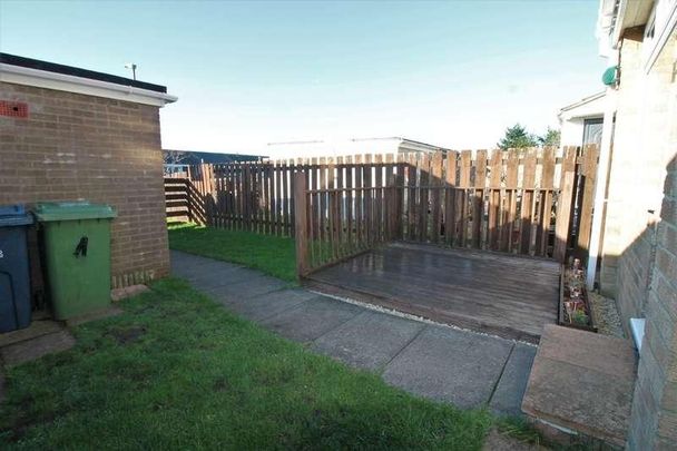 Sutton Close, Penshaw, Houghton-le-spring, DH4 - Photo 1