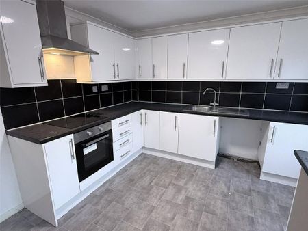 2 bedroom terraced house to rent - Photo 5