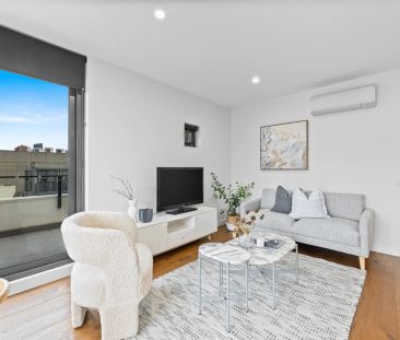 Spacious 1-bedroom on the city fringe - Photo 4