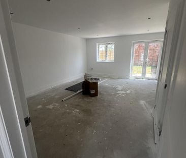 2 bedroom terraced house to rent - Photo 5