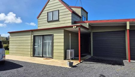 Quiet, rural, Renovat, Garden 2min away from Town - Photo 3