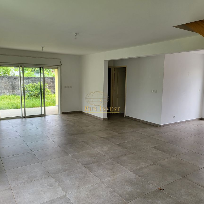 Location Maison 5 pièces 107m² BRAS PANON 97412 - Photo 1