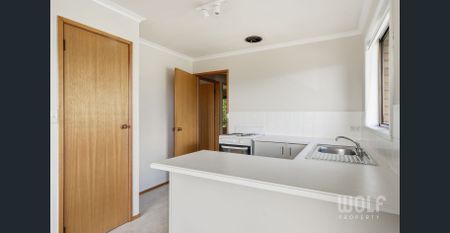 Comfortable, Convenient & Low-Maintenance! - Photo 4