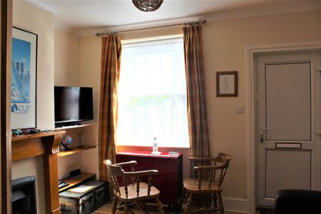 Elmfield Road, Southall - Photo 2