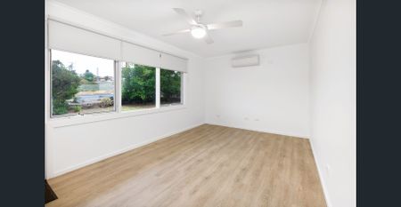 3 Bedroom Standalone Home + Single Shed - Photo 2
