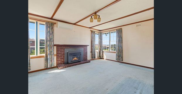 New flooring and internal Painting will be done before tenancy. - Photo 1