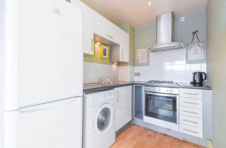 1 Bed Flat, Sark House, SE13 - Photo 4