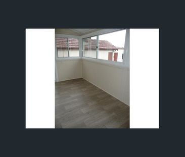 Beautiful Three Bedroom Home in Chatham - Photo 1