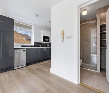 1 Bed Flat, Croydon, CR0 - Photo 3