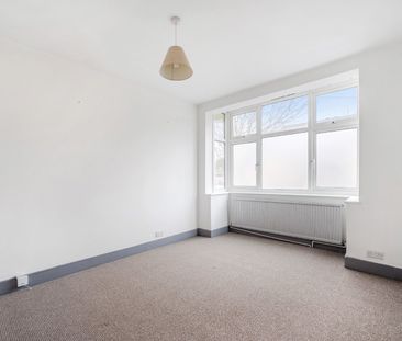 Boundary Road, Colliers Wood, London, SW19 - Photo 4