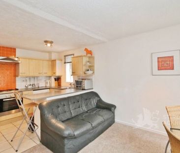 Waverley Court, Woking, Surrey, GU22 7XJ - Photo 1