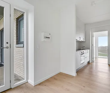 2-værelses Lejlighed på 56 m² i Tranbjerg J - Foto 2