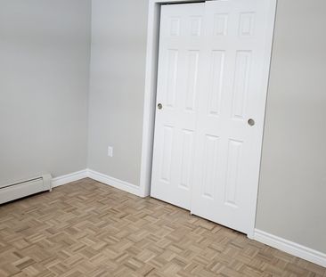 9 Queen Street, Barrie - Photo 5