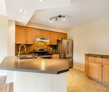 For Lease - 74 Foxborough Drive, Hamilton, Ontario - Photo 6