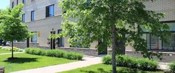 1 room apartment of 56m² in Montreal - Photo 1