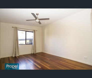 12A Darryl St, Loganlea, Qld 4131 - Photo 4
