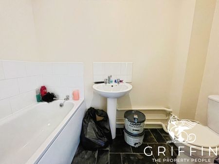 Falcon Avenue, Grays, RM17 - Photo 5