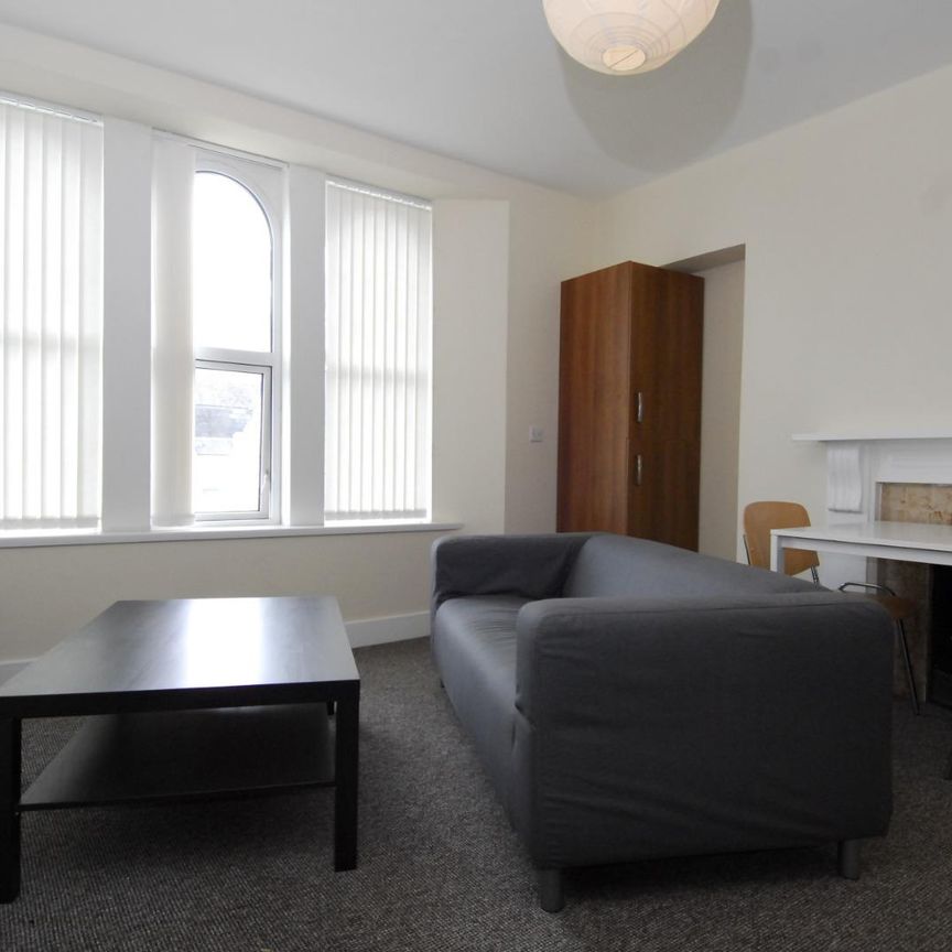 Woodland Terrace, Flat 5, Plymouth - Photo 1