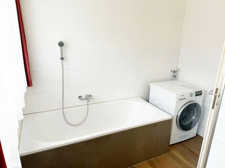 Helle 3.5-Zimmer-Attikawohnung mit Südausrichtung - Foto 4