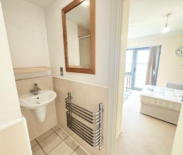 2 bedroom apartment to rent - Photo 6