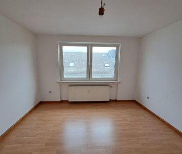 Helle 2-Zimmer-Wohnung in zentraler Lage zu vermieten - Photo 2