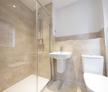 4 bedroom detached house to rent - Photo 6