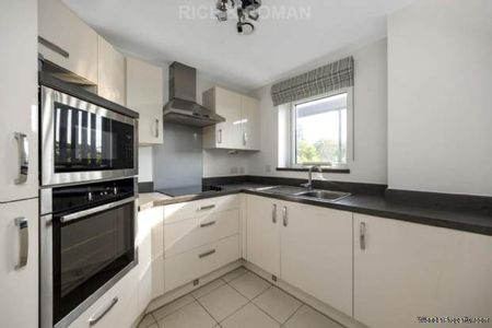 2 bedroom property to rent in Guildford - Photo 4