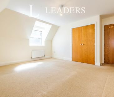 2 bedroom apartment to rent Sonnet Court, 2 Tennyson Road, Worthing... - Photo 1