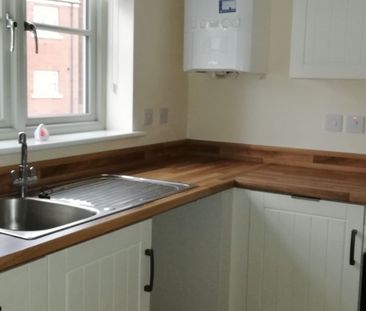 **Apply on line ** Welsh Housing Partnership (earning 23k from sala... - Photo 4