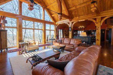 For Lease - 11 Valleycrest Drive, Oro-Medonte, Ontario - Photo 2